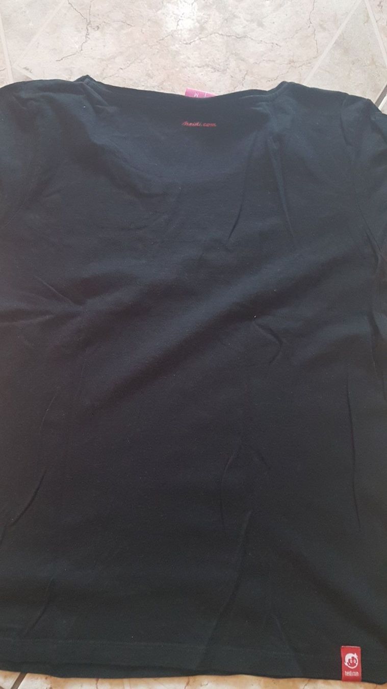 T-Shirts: T-shirt noir taille M marque Heidi.com – Gebraucht aus Villiers von san_jn5w 7