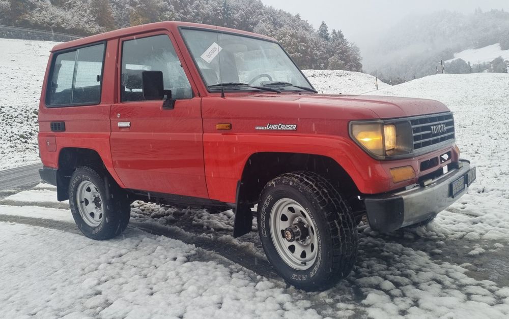 Toyota Land-Cruiser 2,3