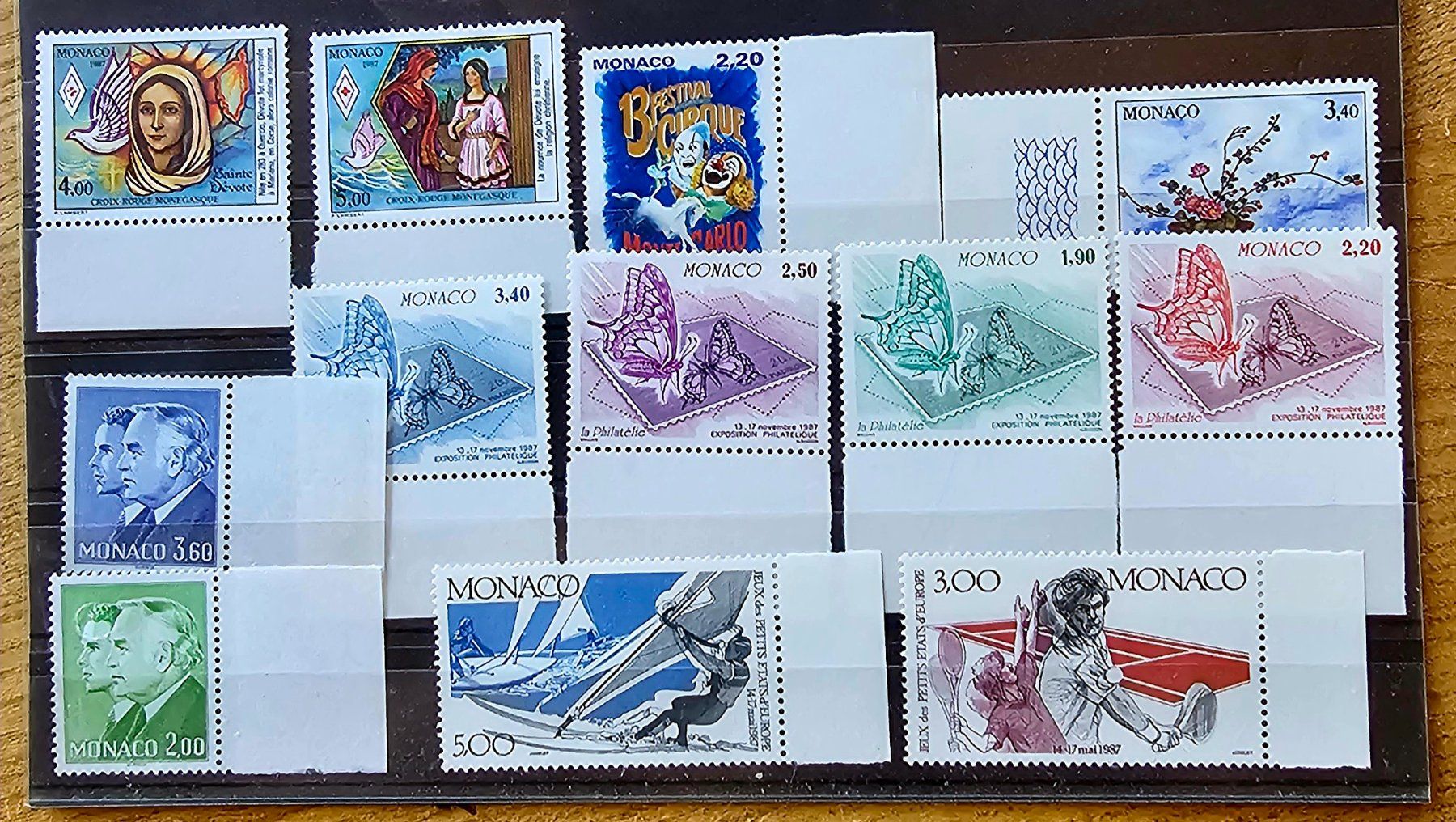 Tous les timbres: MONACO timbres neufs ** ~1987 – Neuf (Voir description) à Les Valettes par Nuba1