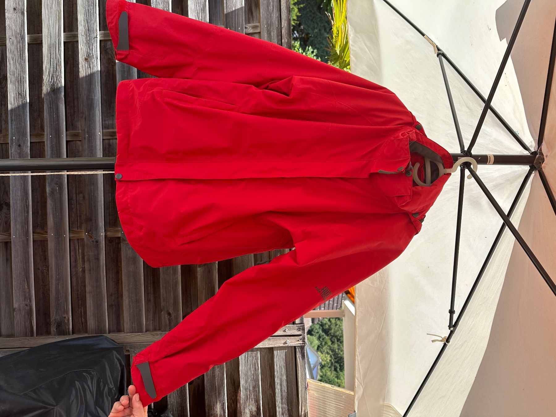 Jacken: Damenregenjacke Grösse 46 – Gebraucht aus Lupfig von asg_5tqb