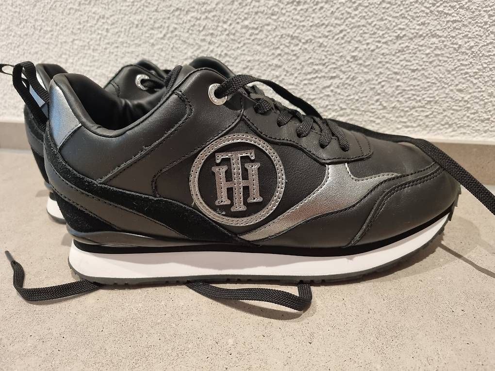 Scarpe da uomo: Tommy Hilfiger Sneaker Grösse 41 – Usato da Staufen venduto da Puzzelii 3