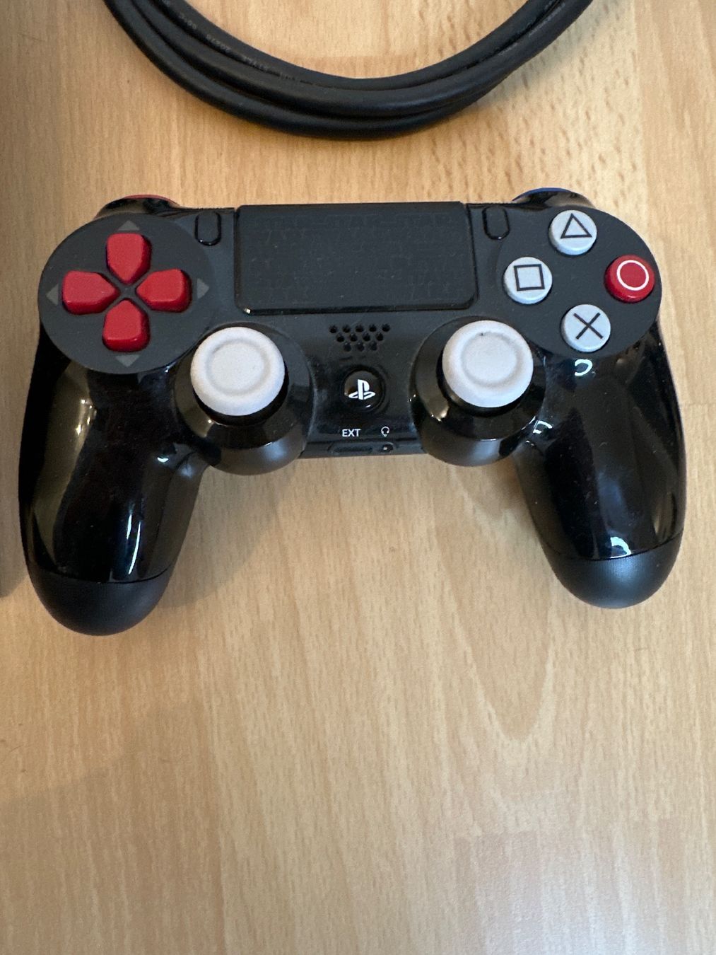 Sony Consoles: PS4 Konsole Star Wars Edition – D'occasion à St.gallen par taduz 1