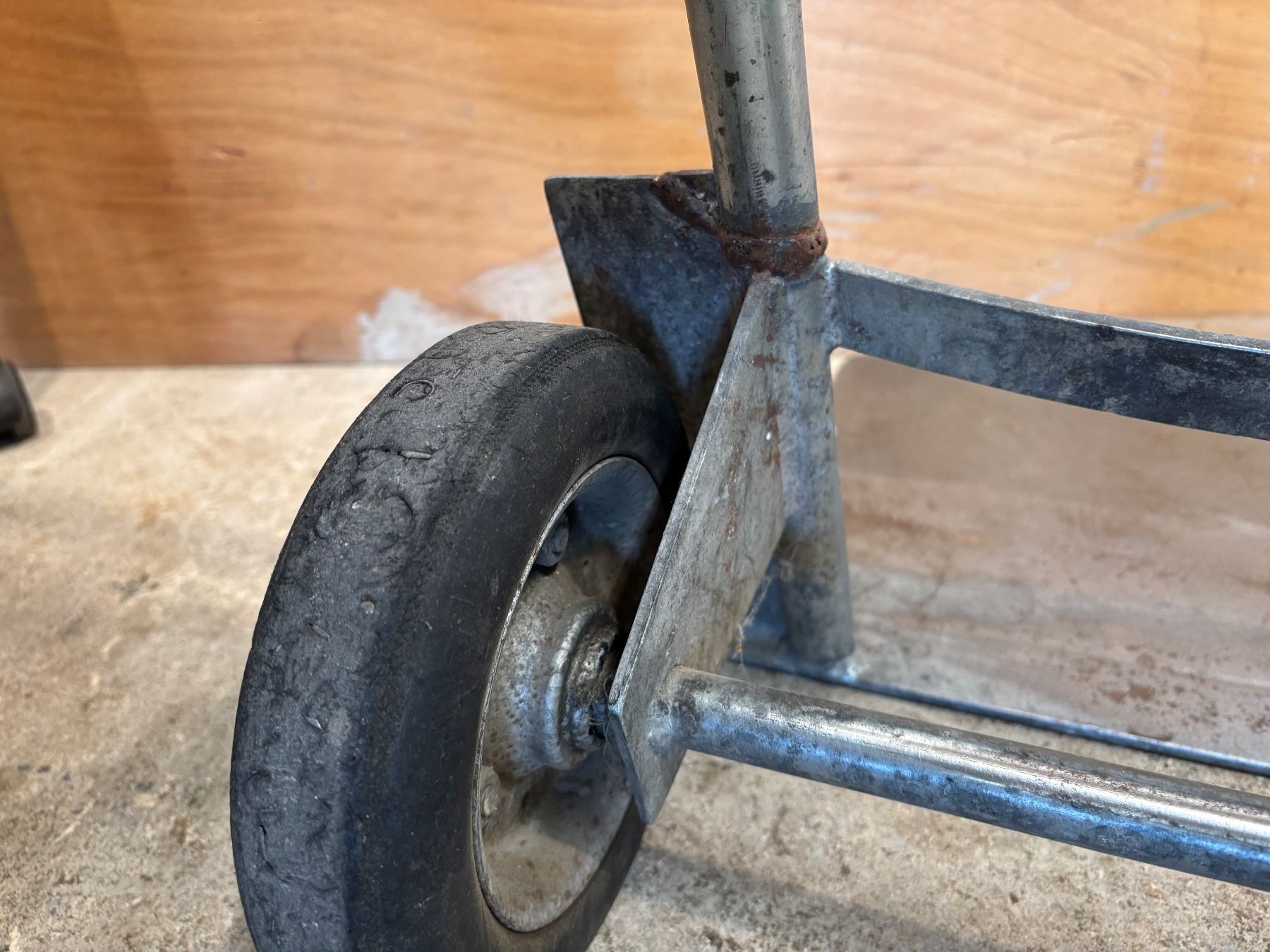 Alle Werkzeuge: Sackrolli, Sackwagen, Sackkarren super stabil – Gebraucht aus Winterthur von ReUse_Baumarkt 6