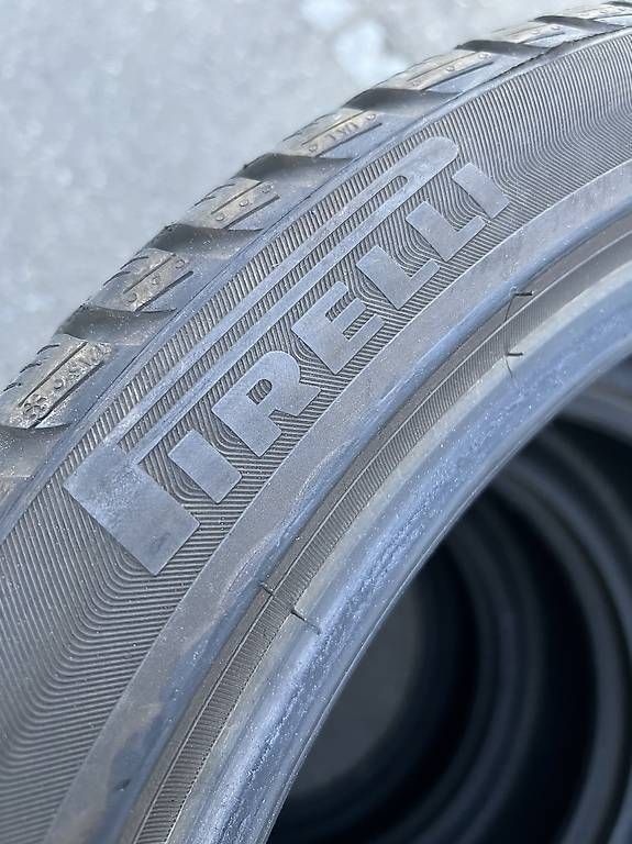Pneumatici & Ruote complete: 255/40/20 Pirelli Winterreifen  – Usato da Frasnacht venduto da nobloff 3