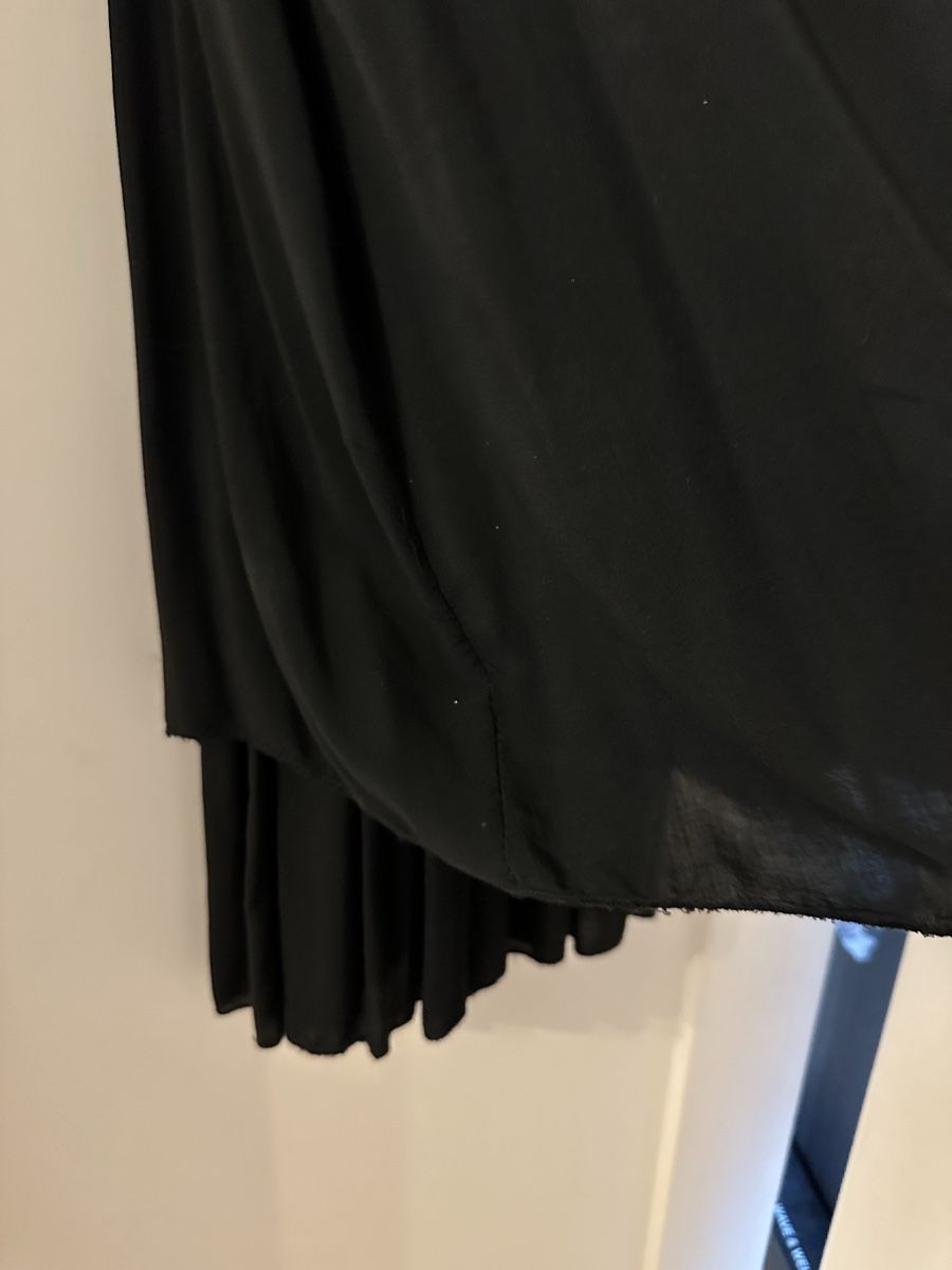 Kleider: Damen Sommerkleid mit Raffinierten Optik – Gebraucht aus Basel von Ivana_4 7