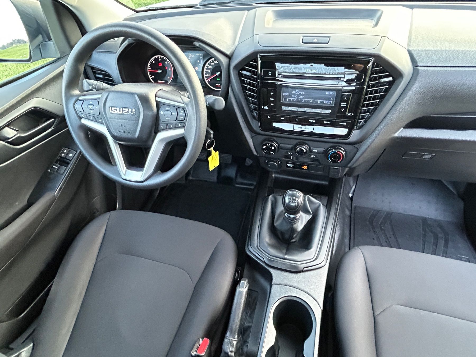 Isuzu Veicoli commerciali: ISUZU D-MAX 1.9 SingleCab N60B 4x4 – Usato da Escholzmatt venduto da schweizer007 6
