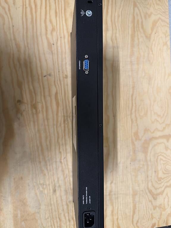 Zyxel Hubs & Switches: Netzwerk Switch - Zyxel GS2220-50 – Gebraucht aus Zürich von mehralswohnen 2