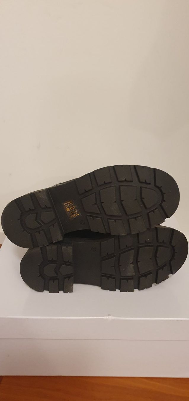 Damenschuhe: Boots Stiefelette NEU schwarz Echtleder Grösse 36 – Neu und originalverpackt aus Stansstad von InStyle8 3