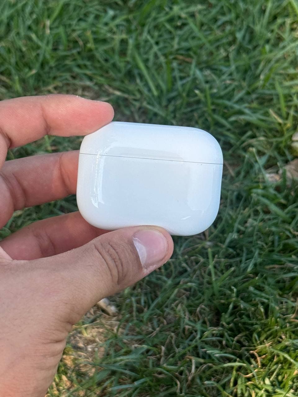 Apple Kopfhörer: AirPods Pro 3, CASE + Linker Airpod – Gebraucht aus Zürich von vla_72d8 4