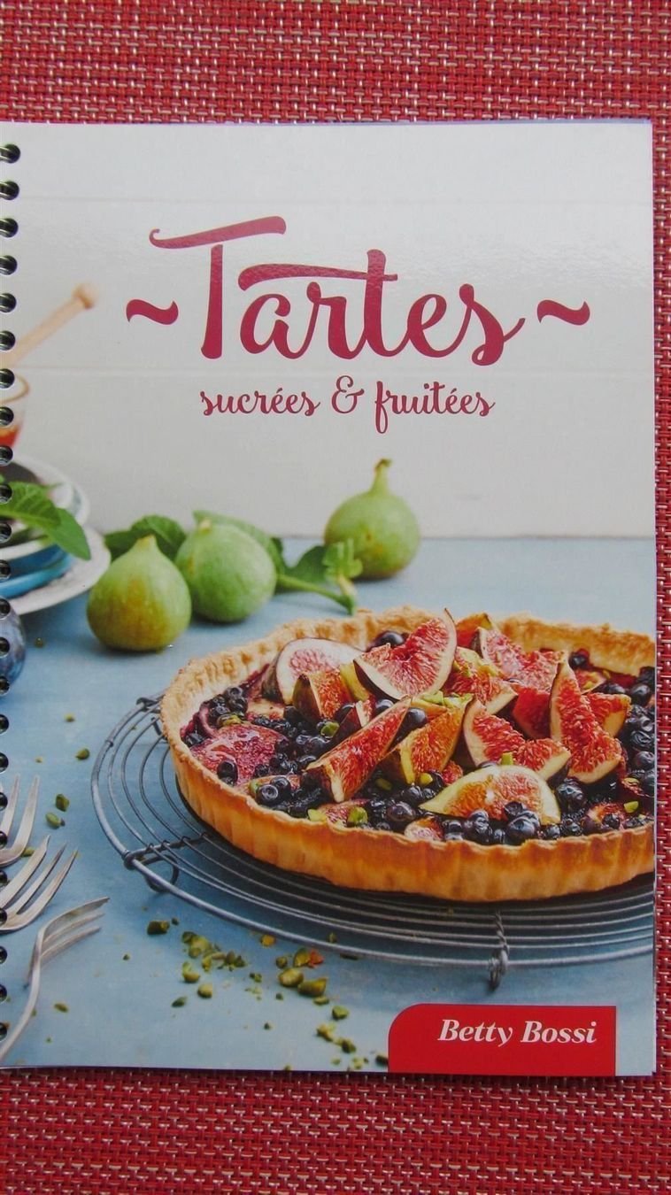 Libri: Buch Tartes sucrees & fruitees – Nuovo (secondo la descrizione) da Zürich venduto da Gabced