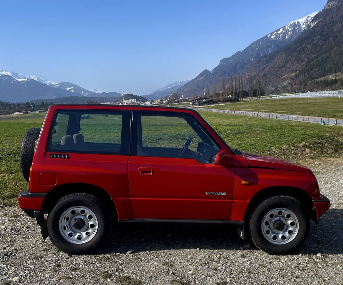 Suzuki Autos: Suzuki Vitara JLX 1.6i 4x4 – Gebraucht aus Chur von Hechtl2 4