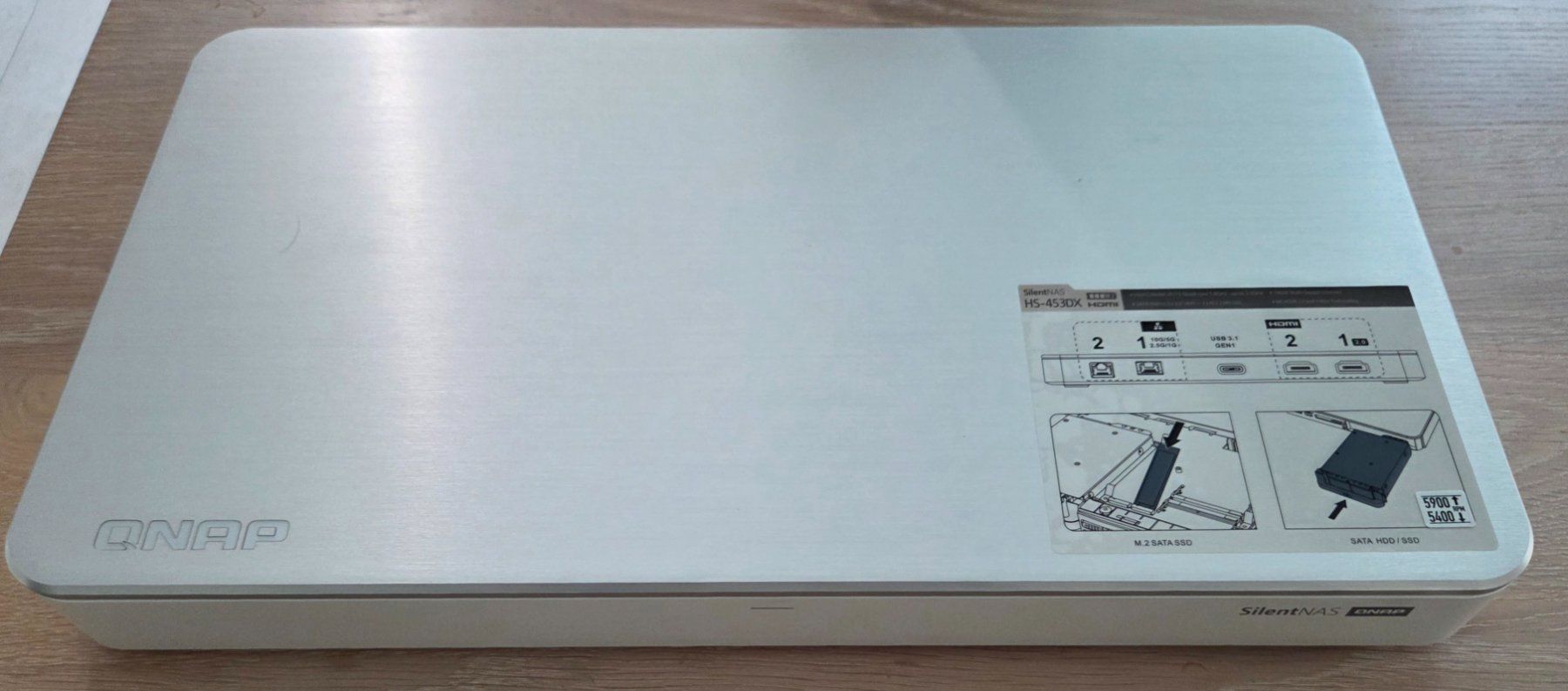 Qnap Server: QNAP HS-453DX "Silent-NAS" mit 2 Seagate HDD à je 10 TB – Usato da Ittigen venduto da bluesboy_66 3