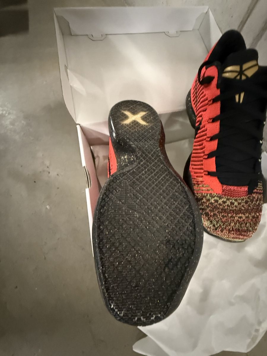 Nike Scarpe da uomo: Nike X Elite low Kobe Christmas 10.5 – Nuovo (secondo la descrizione) da Vilters venduto da malte6562 2
