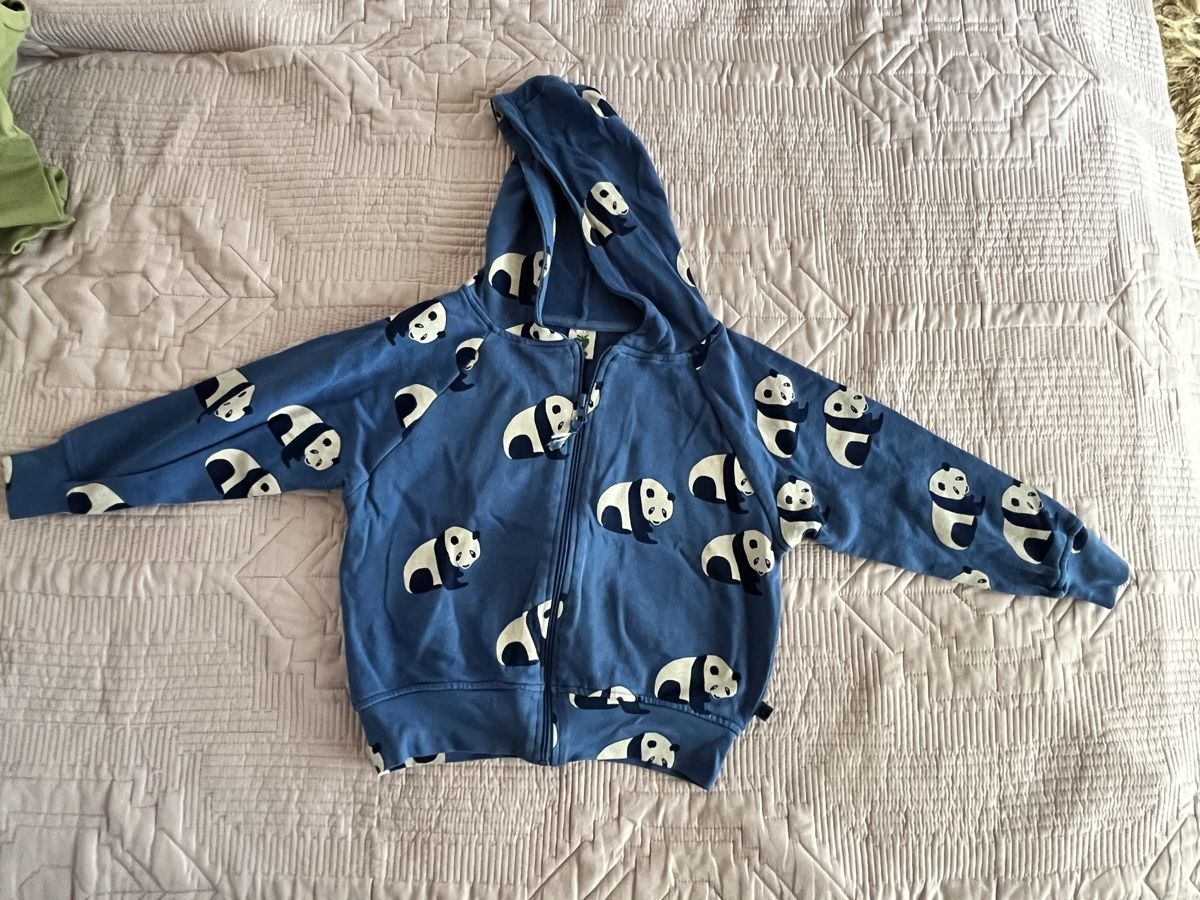 H&M Maglioni & Felpe: Fünf gebrauchte Pullover ohne Flecken  – Usato da Wettingen venduto da epe_9vbf 3