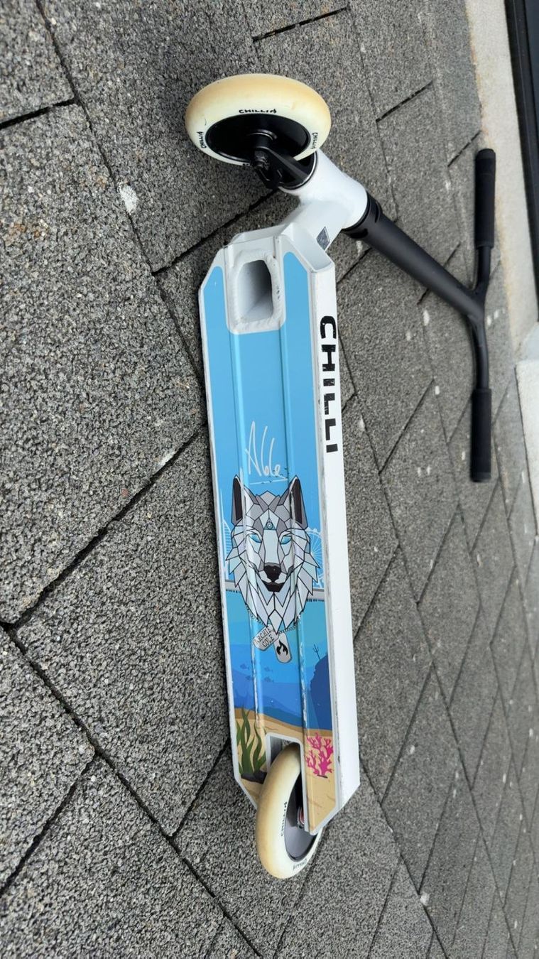 Chilli Kickboard: Chilli Pro Scooter Archie Cole - White – Usato da Wilen b. Wil venduto da corni11 4