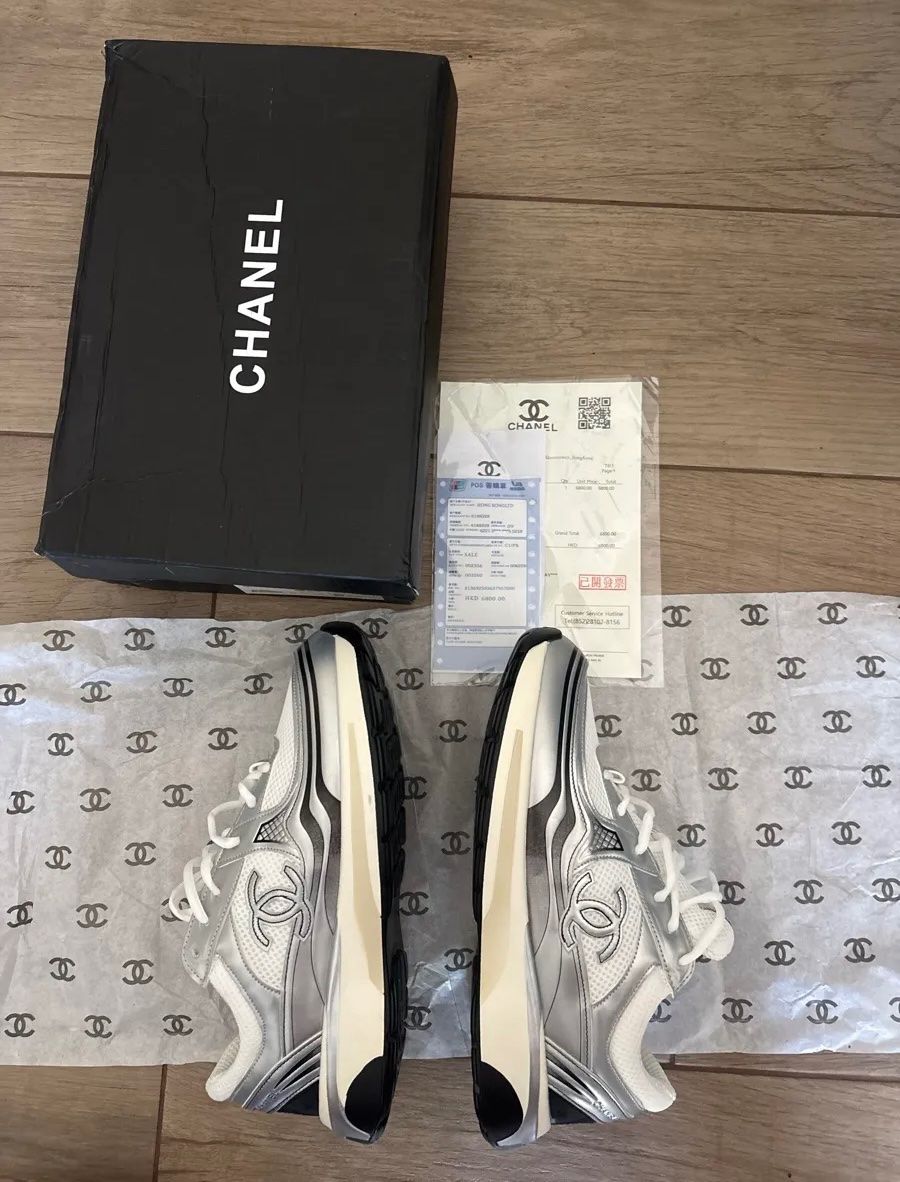 Chanel Herrenschuhe: Chanel Runner Gr. 45, silber – Neu (gemäss Beschreibung) aus Triesen von dardaleni 5