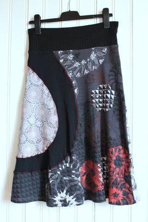Smash! * ROCK / Midirock Patchwork & Stickerei  38  M