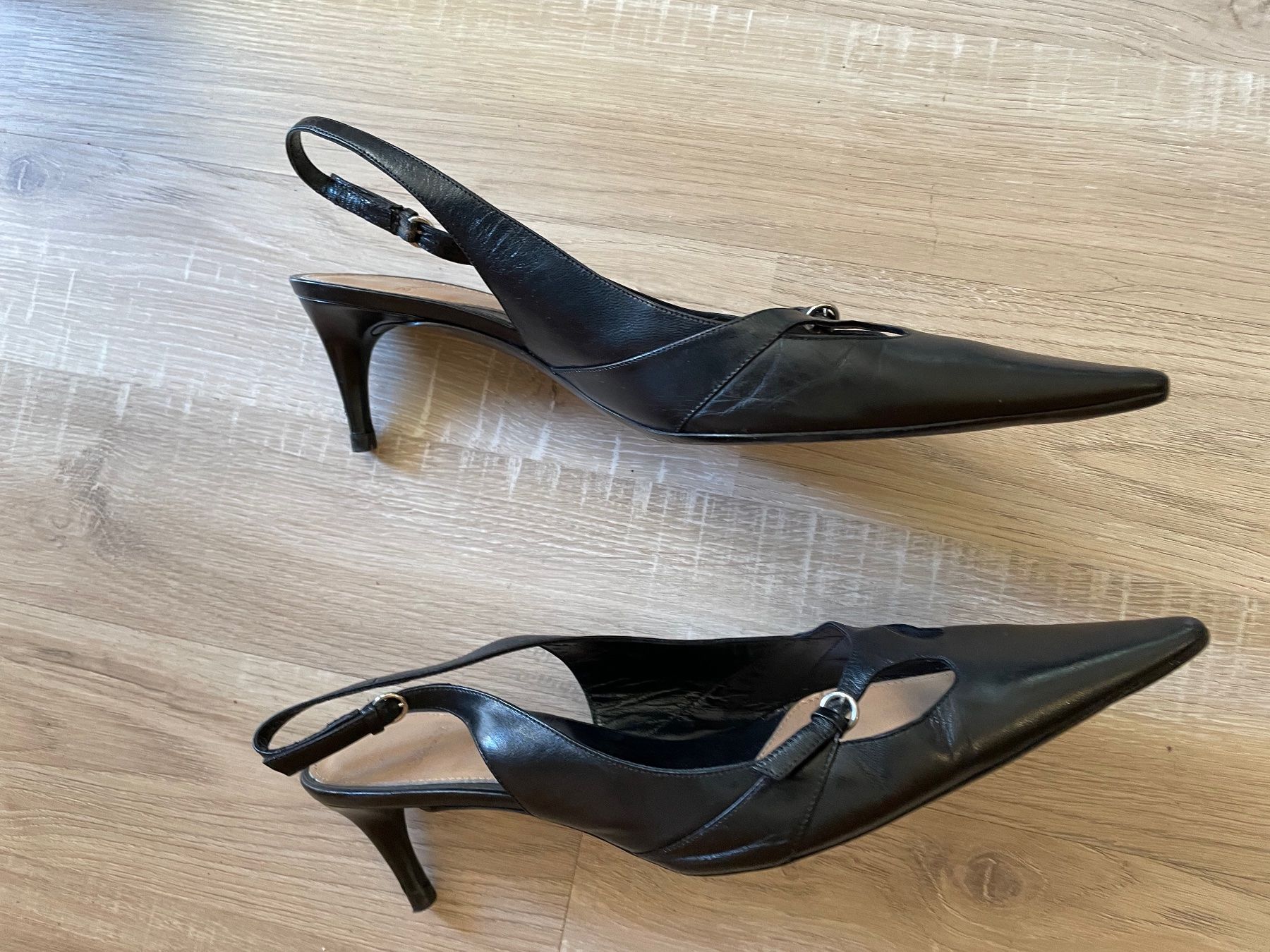 Bally Scarpe da donna: Bally schwarze Sandalen Vintage 41,5 – Usato da Bern venduto da Rigoler 2