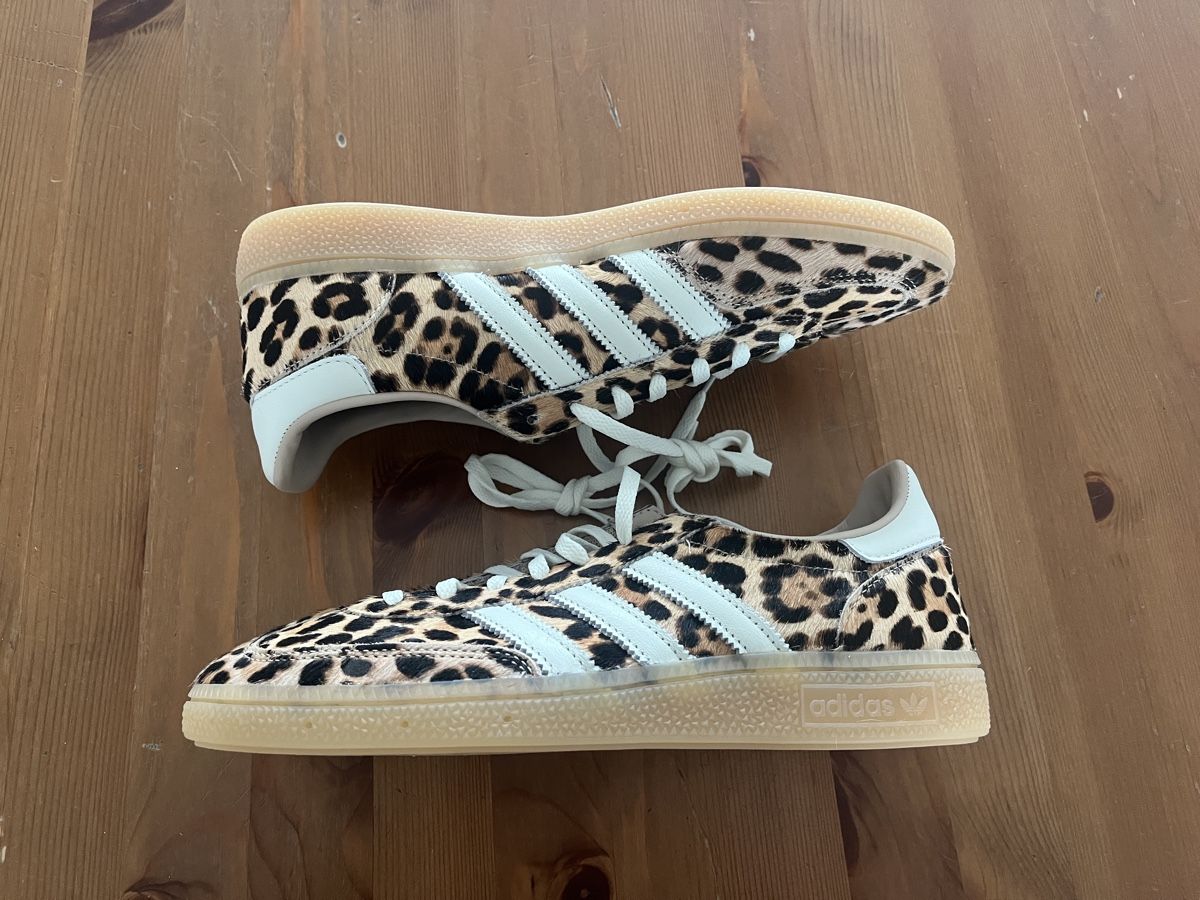 Adidas Scarpe da donna: Baskets ADIDAS Handball Spezial Léopard 40 2/3 – Nuovo e nell'imballaggio originale da Lavigny venduto da Pilauer 1