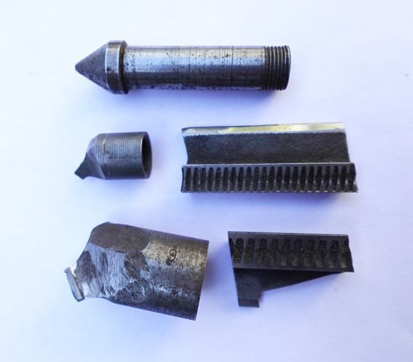 Tutti gli attrezzi: Abstechstahl_Schraubaufsätze Ifangert – Usato da Bleienbach venduto da Mineral_Antik57