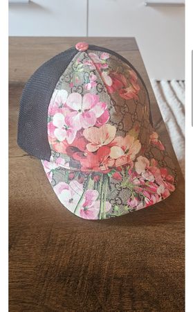 Gucci Kappe, Grösse S, mit Blumenmuster - Top Zustand!