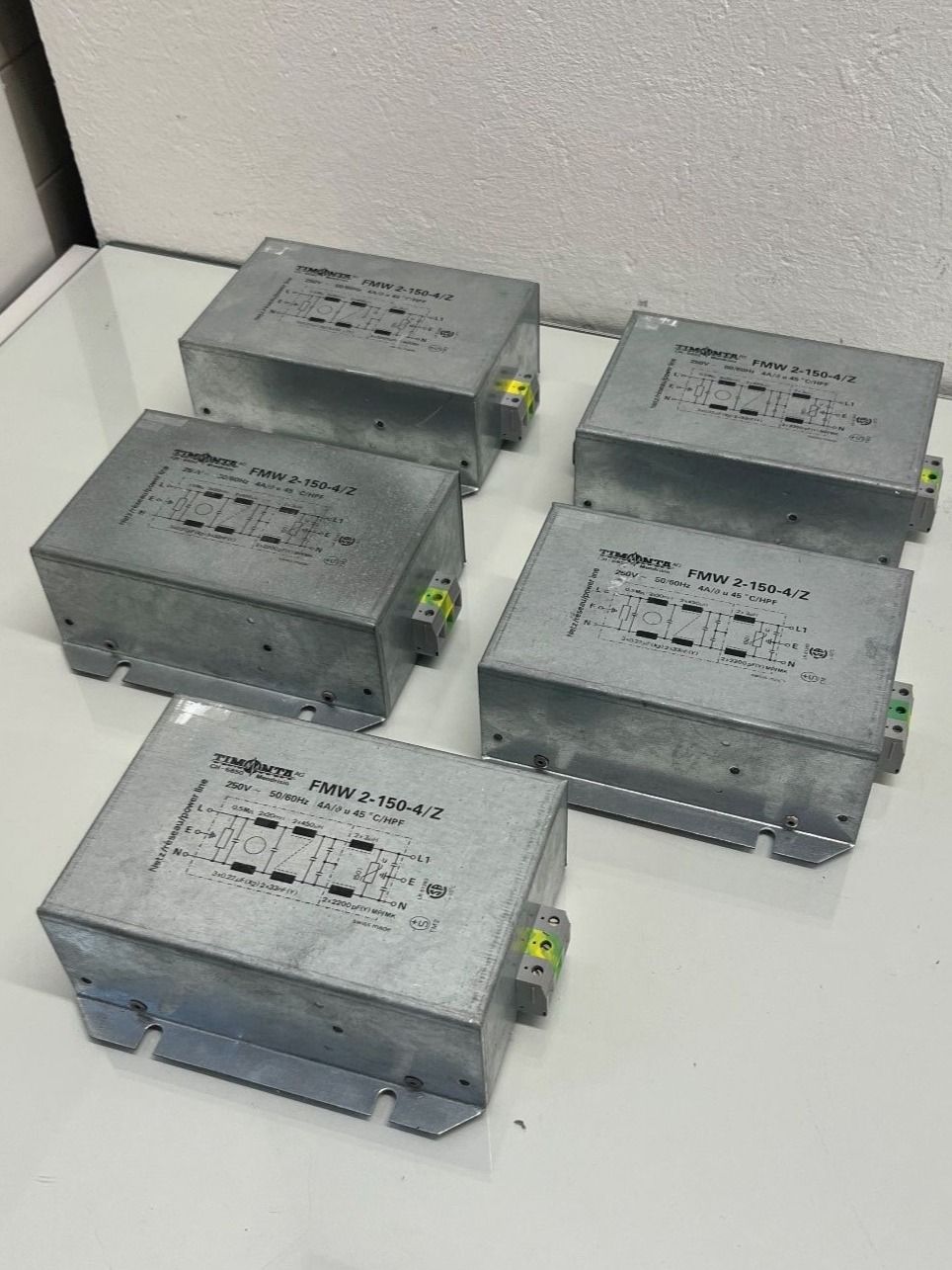 Altro Materiale elettrico: 5 Stück Netzfilter 250 AC 4A – Usato da Niederdorf venduto da LeptonAG