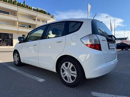HONDA Jazz 1.4i Elegance Automat // 1- Hand // 103 000 Km