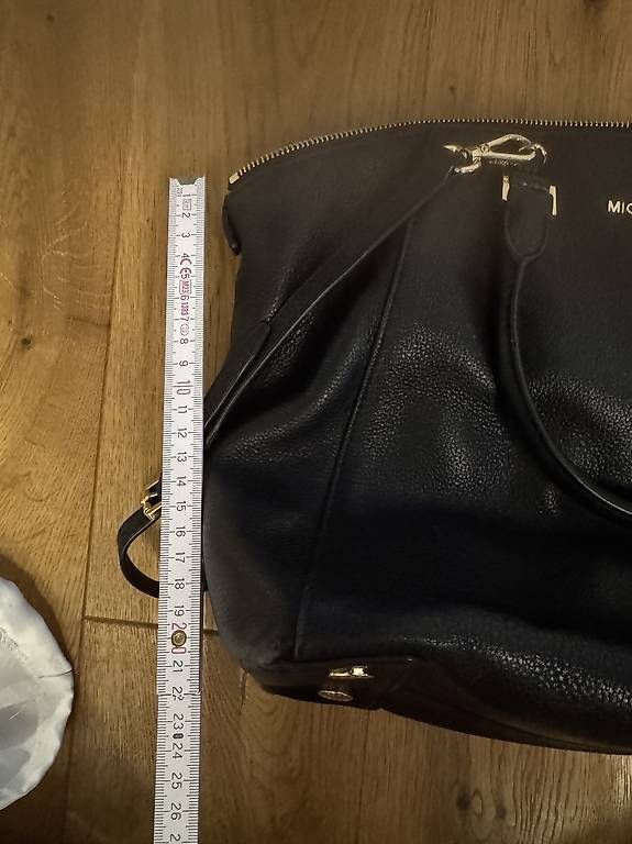 Taschen für Damen: Michael Kors Leder- Handtasche  – Gebraucht aus langendorf von Sirina_55 3
