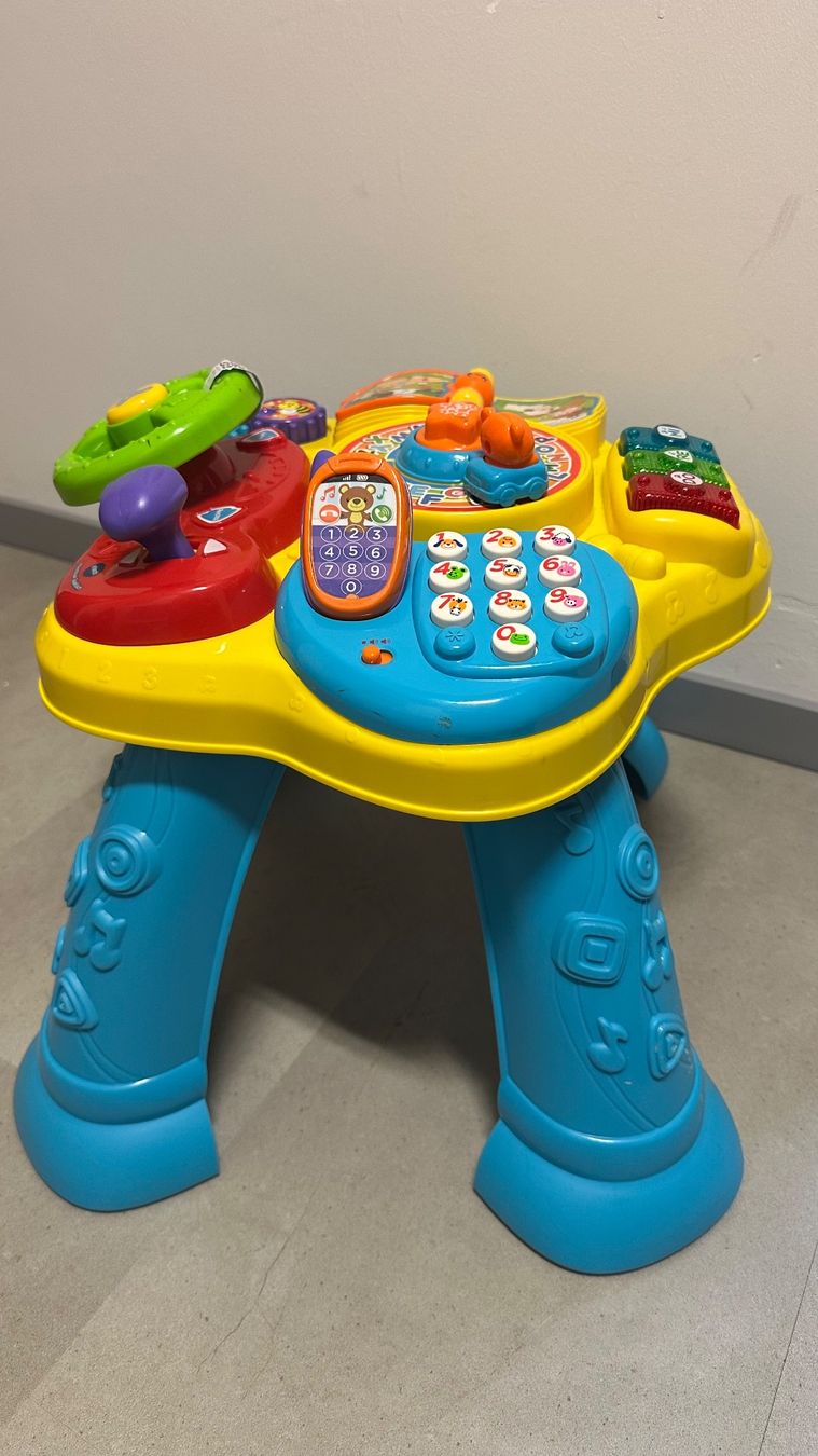 Vtech Jouets: Vtech Spieltisch – D'occasion à Schönenbuch par marisli80 1