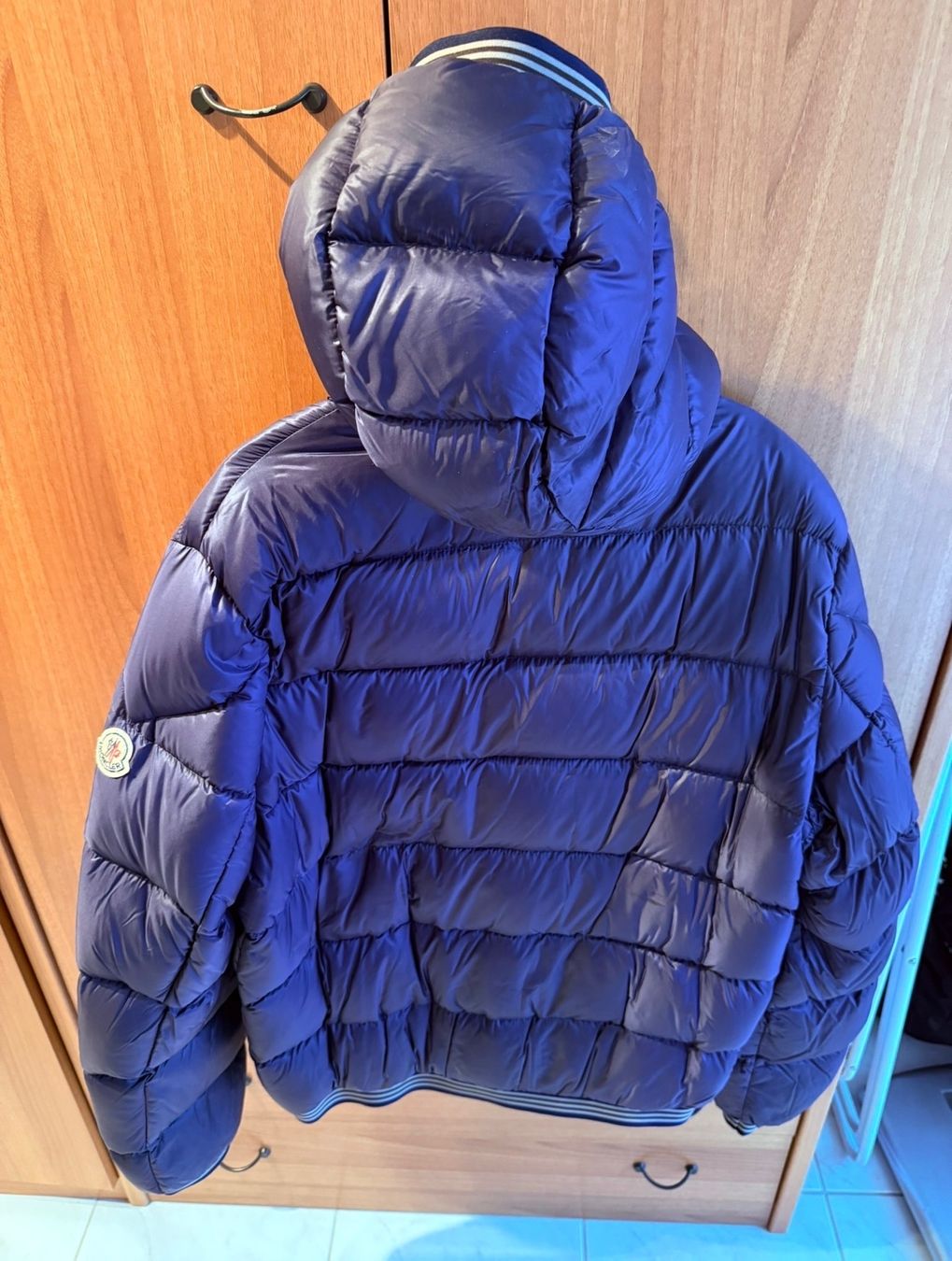 Moncler Jacken: Moncler Daunenjacke - Grösse M – Gebraucht aus Trimbach von THEDOCTOR_46 1
