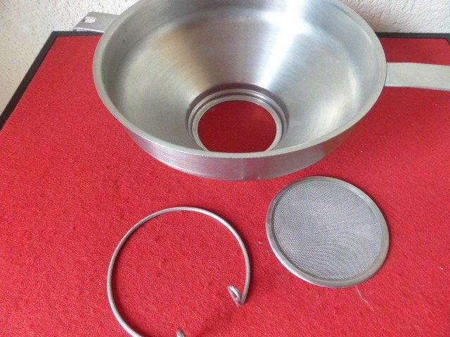 Elettrodomestici da cucina: Milchsieb Metall – Usato da Hitzkirch venduto da kleinerbaer01 2