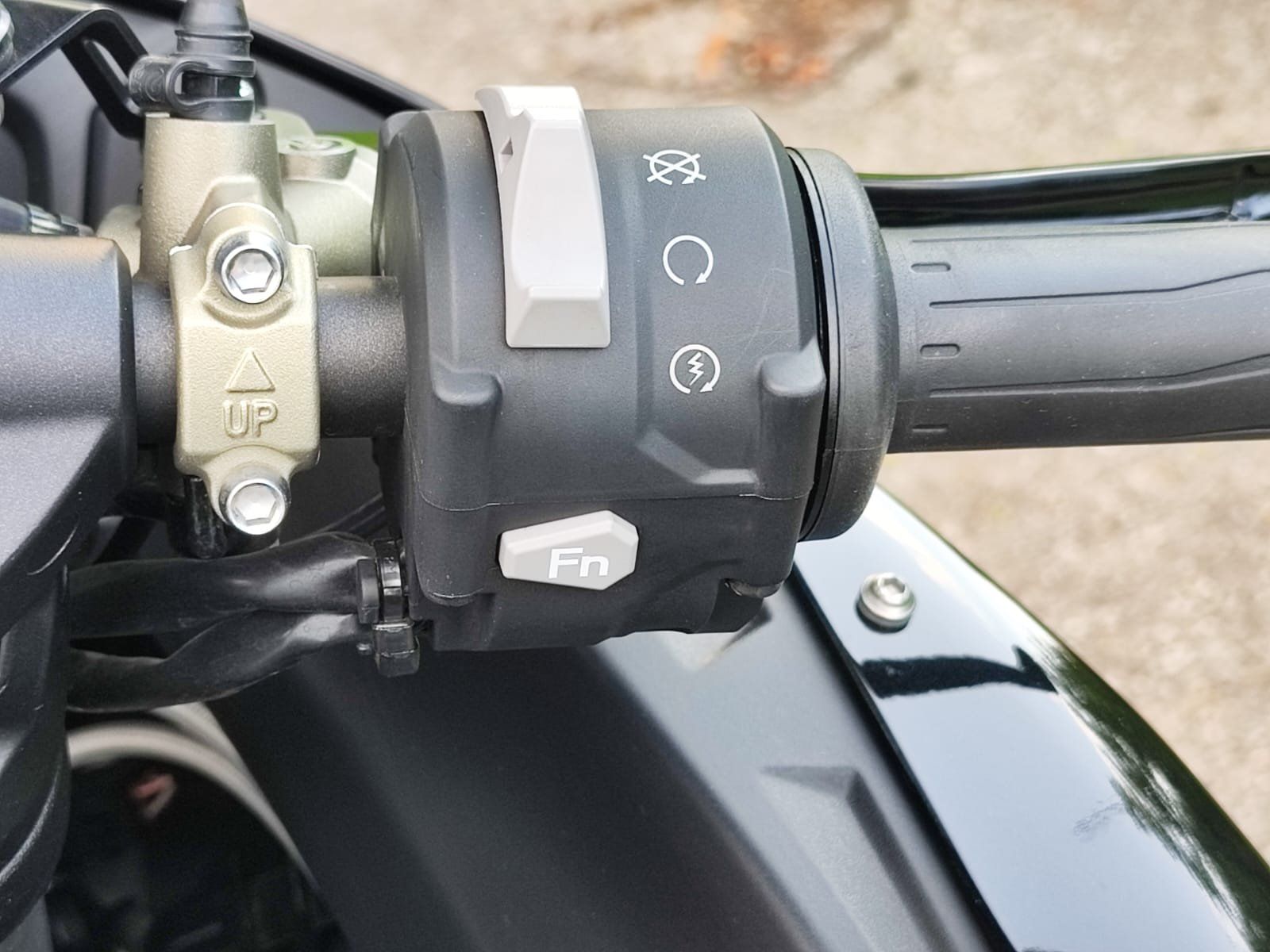 Kawasaki Touring: Kawasaki Ninja H2 SX SE – Usato da Neuendorf venduto da Dertovo 7