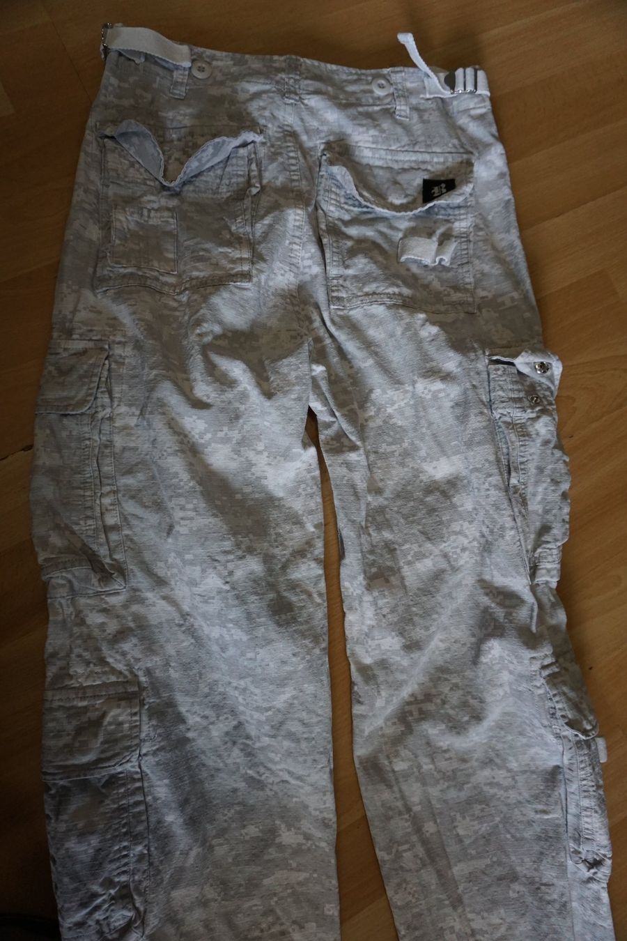 Pantaloni: Coole Cargohose Grösse XXS – Usato da Zürich venduto da einalemjena 7