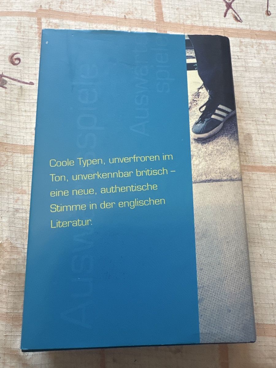 Libri: Kevin Sampson - Auswärtsspiele – Usato da Schaffhausen venduto da D-MAC 1