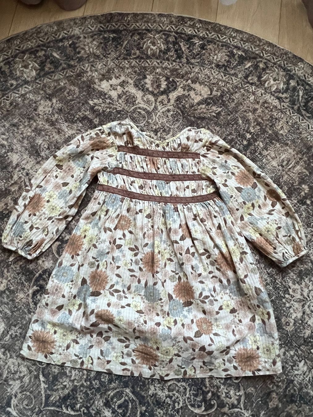 Zara Vestiti & Gonne: Kleid ZARA – Usato da Neuhausen venduto da ivl_mc5j