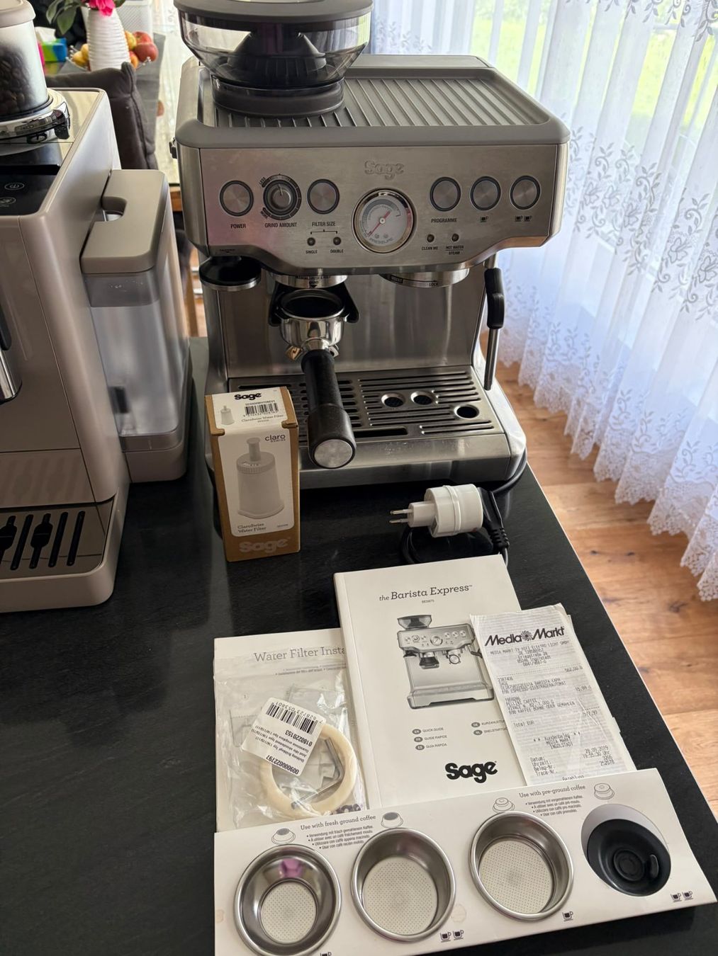 Sage Kaffeemaschinen & Espressomaschinen: Sage Barista Express – Gebraucht aus Davos Platz von bongo007 1