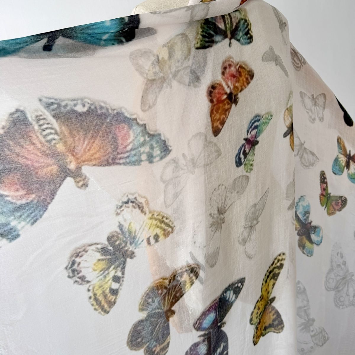 Faliero Sarti Foulard & Sciarpe: FALIERO SARTI Scarf – Usato da Emmen venduto da Avviivva_Com2023 1