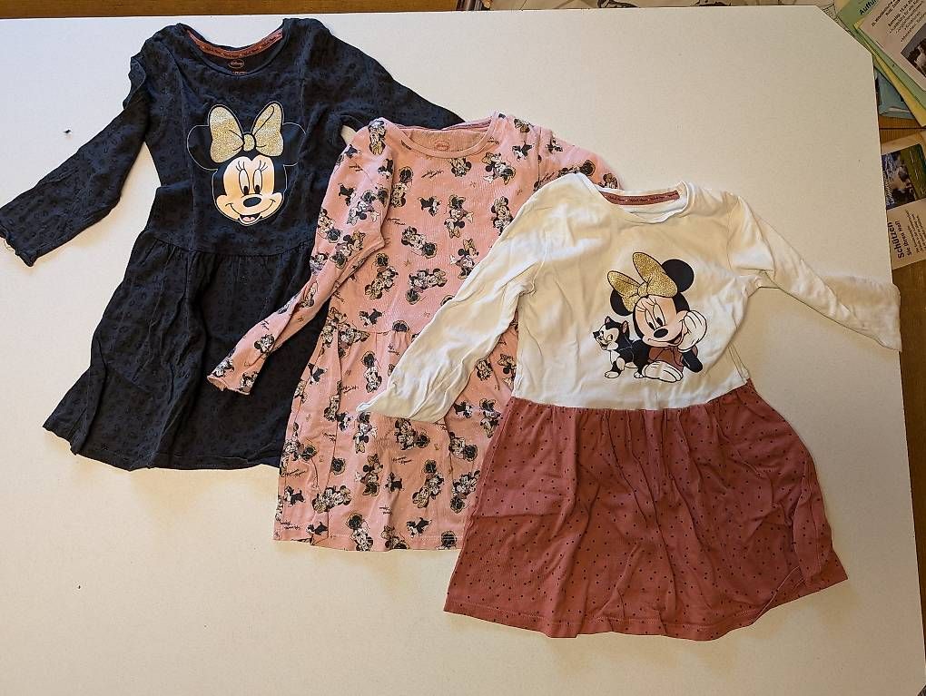 Vestiti & Gonne: Mickey Mouse Kleidchen in gr. 110 zu verkaufen – Usato da Bramboden venduto da zaenni 1