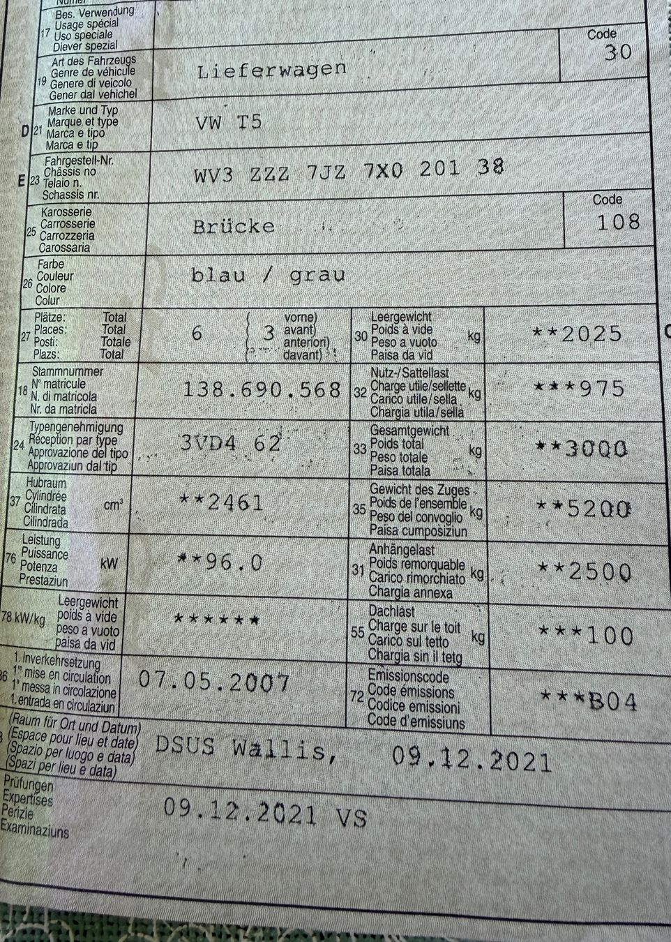VW Autos: VW T5 2.5 Brückenwagen / Pickup – D'occasion à Thun par mercedesbenz12 9