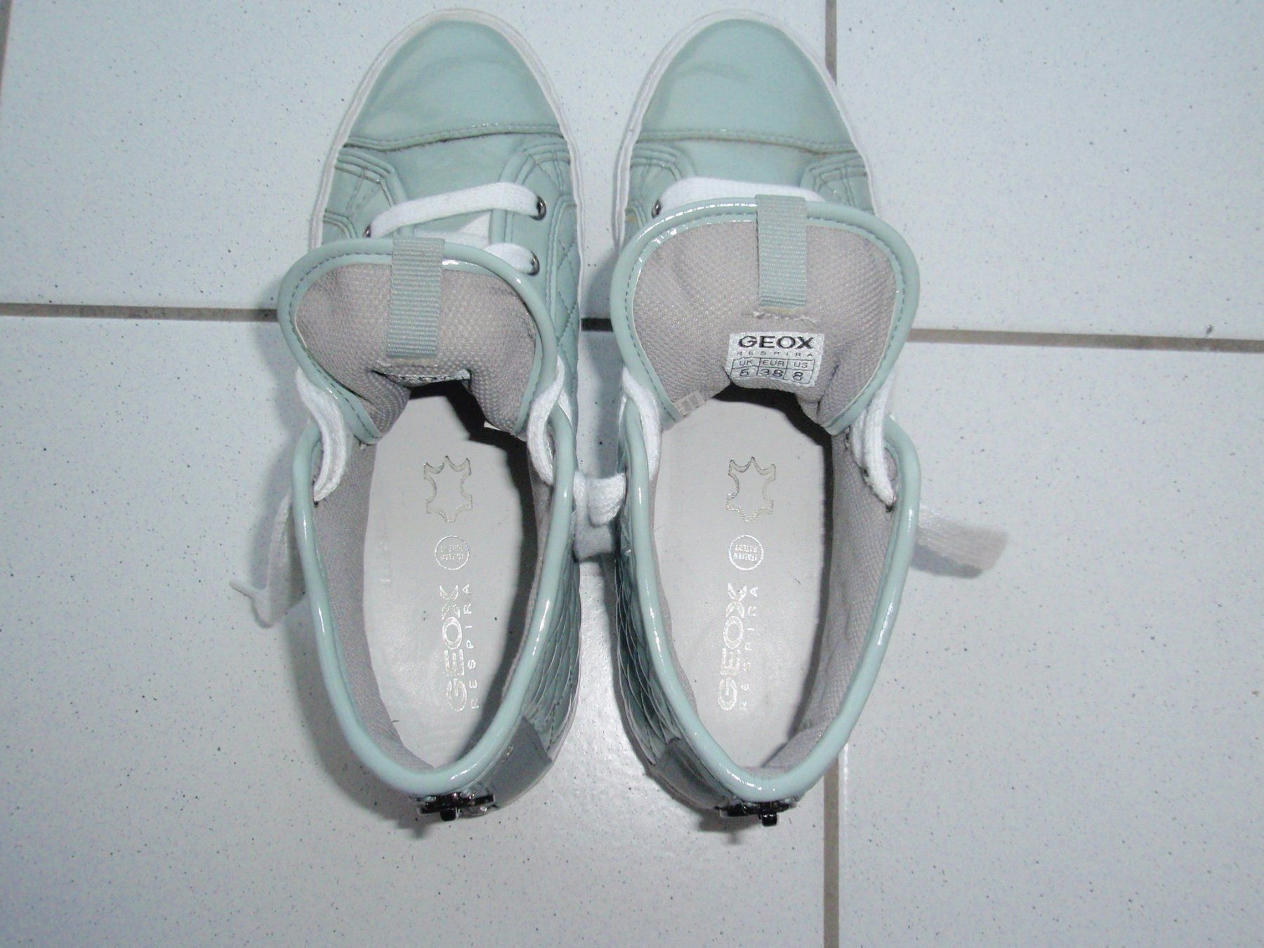 Geox Damenschuhe: GEOX Sneaker / Stiefelette Grösse 38 – Gebraucht aus Basel von chien008 4