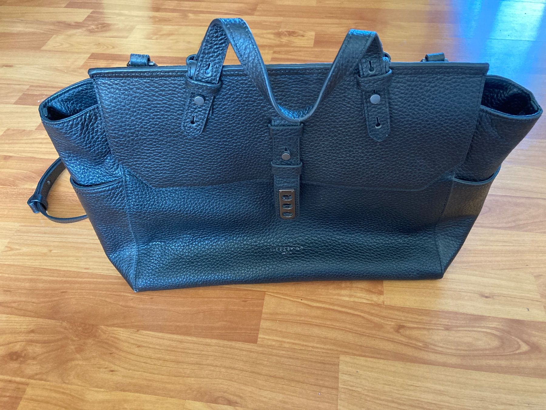 Liebeskind Borse da donna: Liebeskind Tasche schwarzes Leder – Usato da Beinwil am See venduto da madebyleine 5