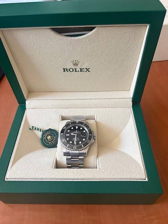 Montres: Rolex submariner date  – D'occasion à Monthey par Emeric192 1