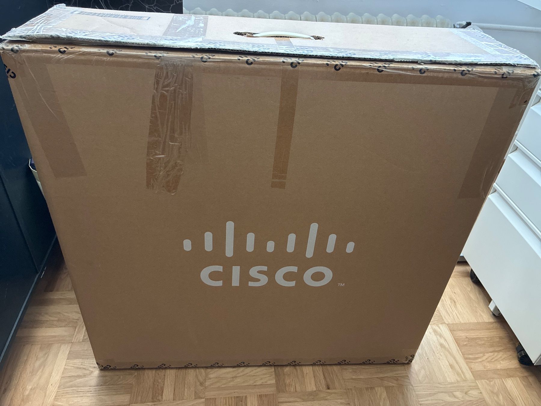 Cisco Monitor: Cisco Webex Desk Pro - RoomOS, Microsoft Teams, Zoom – Usato da Volketswil venduto da Cypog 4