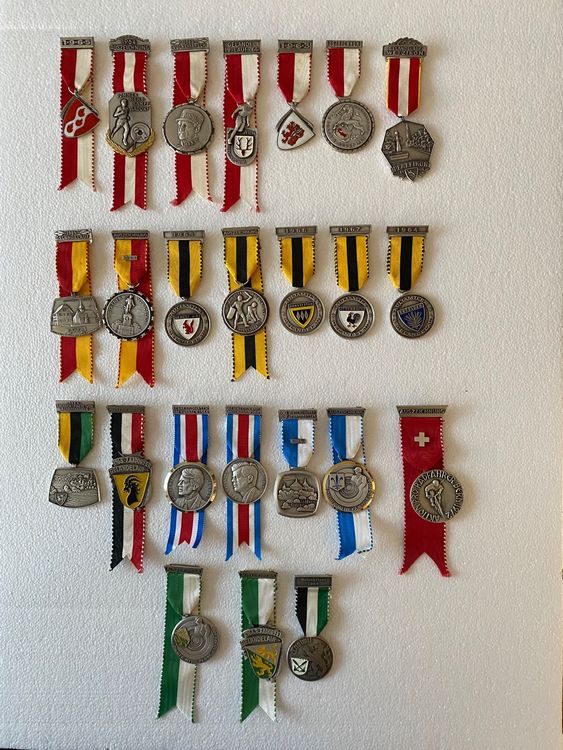 Sammlung alte Plaketten 1