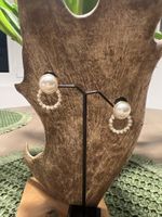 Elegante Ohrringe mit Perle