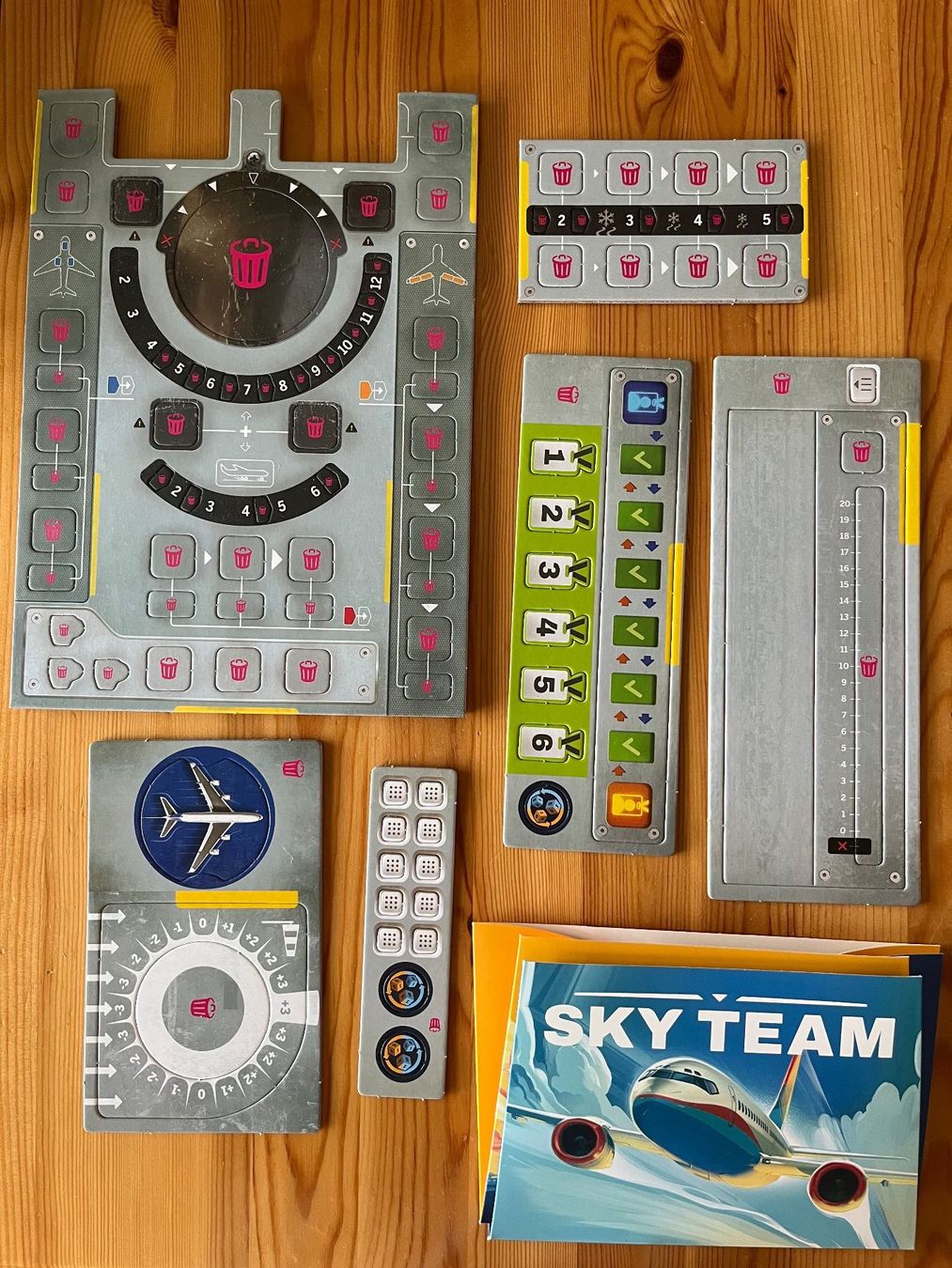 Kosmos Giochi: Brettspiel Sky Team 2024 neuwertig – Nuovo (secondo la descrizione) da Zürich venduto da Gurkis 3
