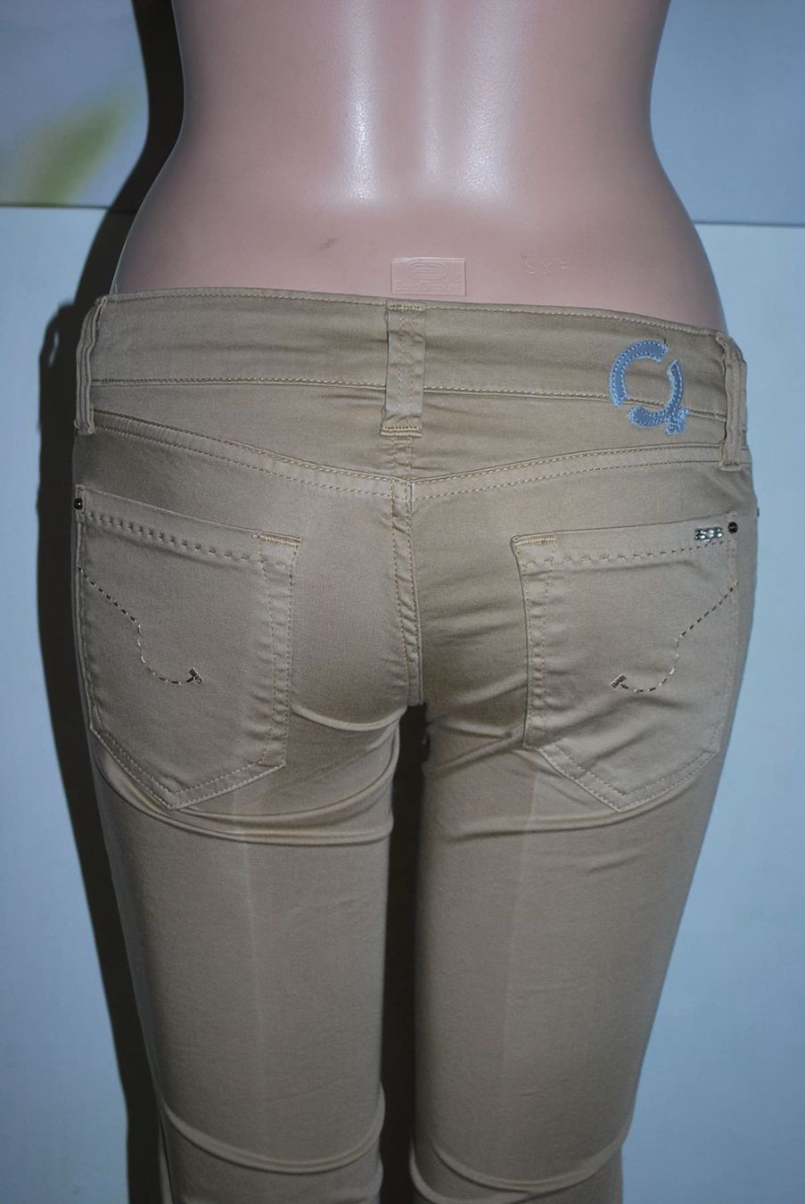 Jeans: Jeans SOS  Taille/Grosse 32 CH NP CHF 210.-- – Usato da Cossonay-ville venduto da Super-Price-Quality 8