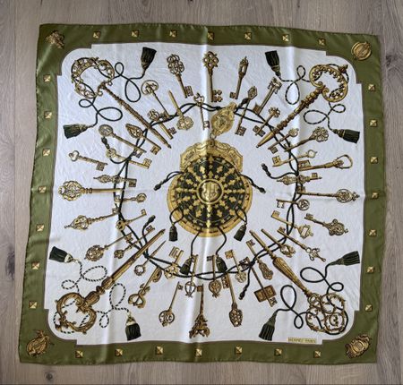 Carré Hermès Les Clefs Caty Latham 90 soie + boîte