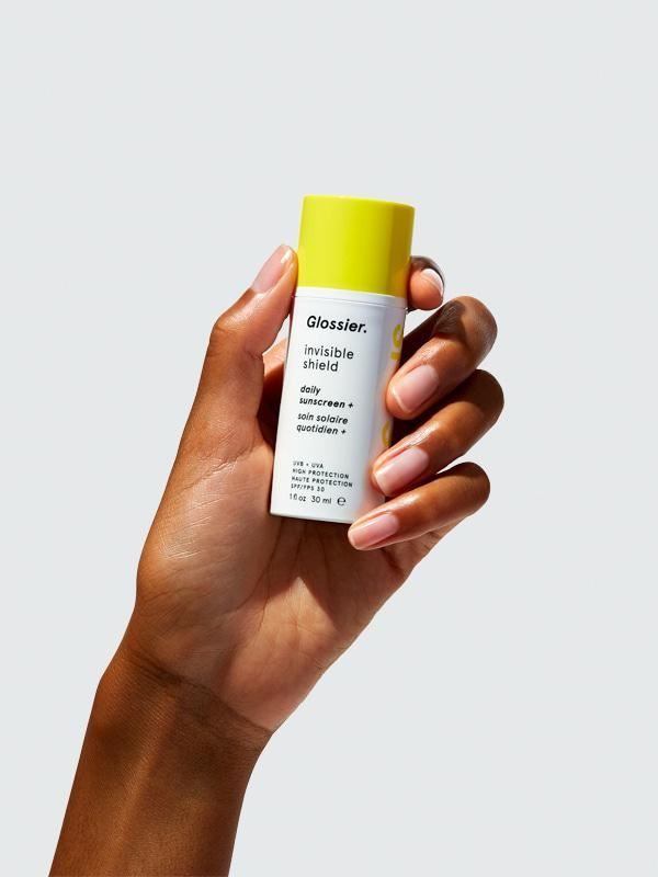 Gesichtspflege: Glossier Invisible Shield Daily Lightweight Sonnenschutz – Neu und originalverpackt aus Cham von Trendy_Outlet 1