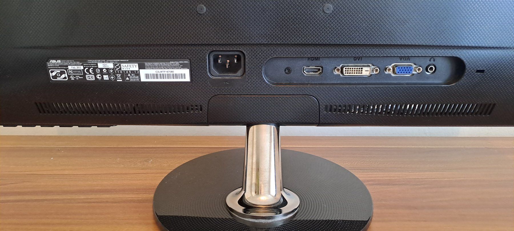 Asus Monitor: ASUS VS247H (23.6", 1920 x 1080 Pixels) – Usato da Feuerthalen venduto da kigo87 3
